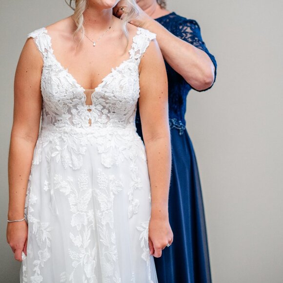 Allure Bridal, Allure Romance Style 3508L Ivory - Picture 6 of 13